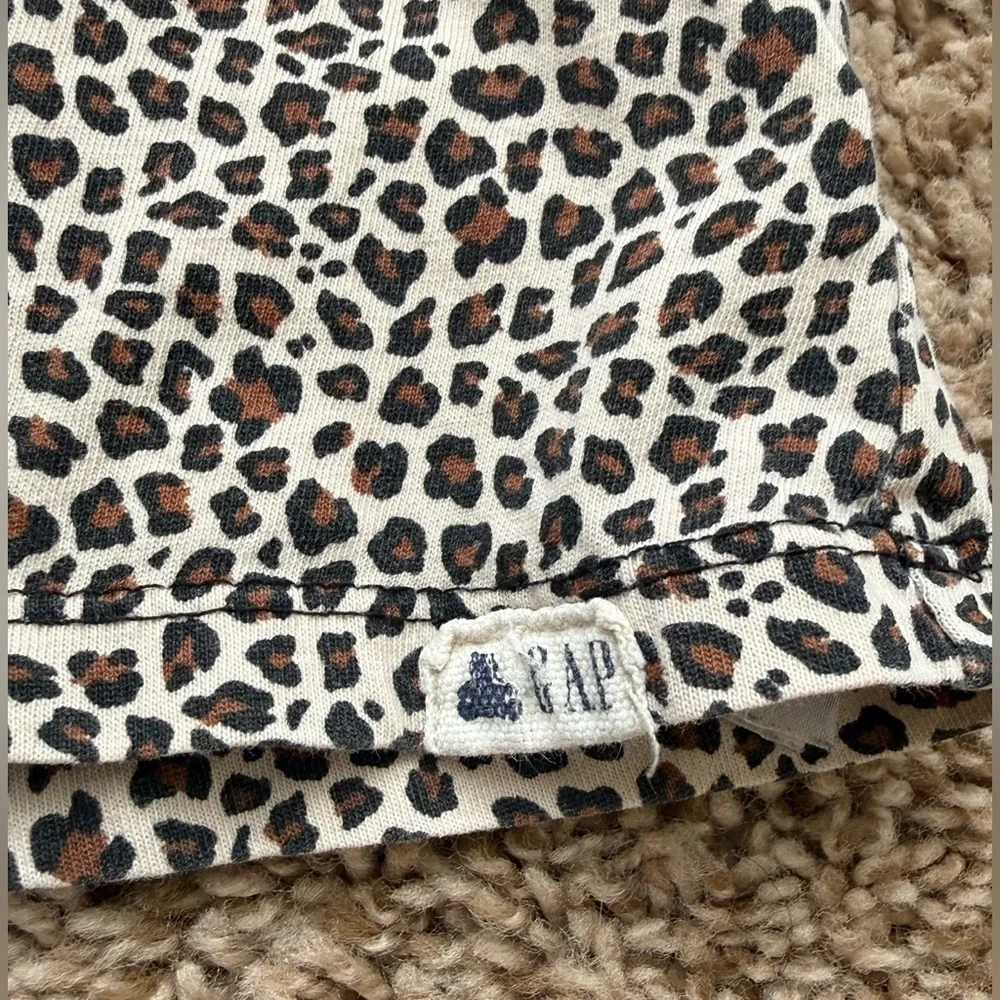 babyGap Girls Leopard Print Long Sleeve Top | Size 3T